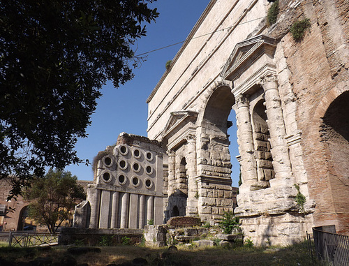 The Porta Maggiore and the Tomb of Eurysaces in Rome, June 2012