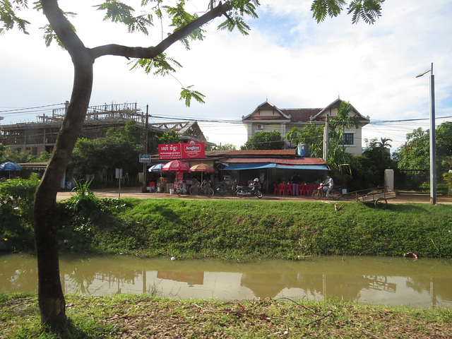 25 octobre : en route vers Banteay Srei.