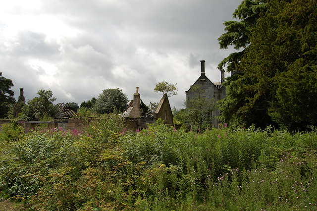 Service Range, Lathallan House, Polmont. Stirlingshire