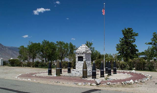 Hawthorne, NV military memorial (0143)