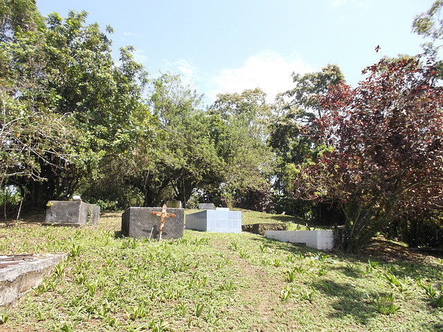 Cimetière insulaire / Islander cemetery.