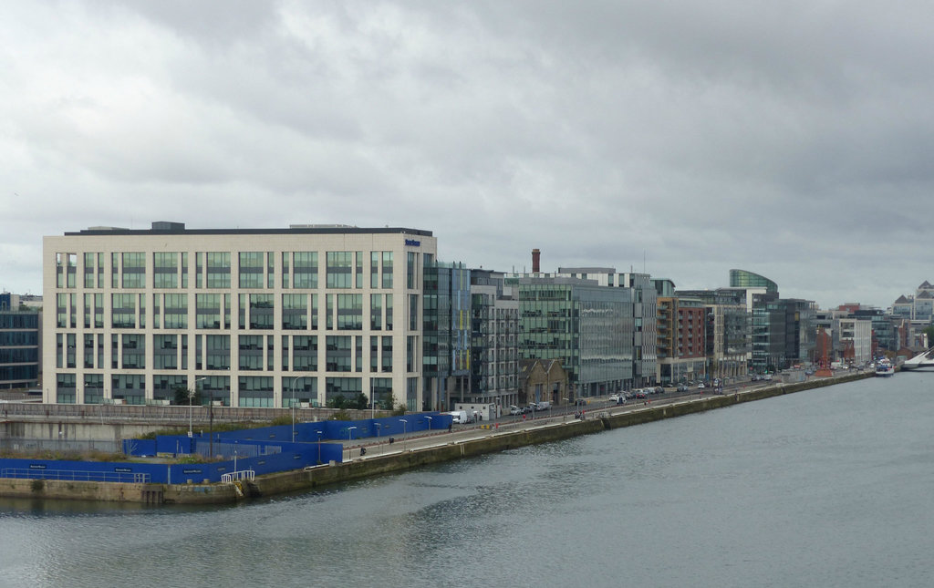 Sir John Rogerson's Quay - 24 September 2014