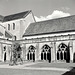 Cloître de l'abbaye de Noirlac