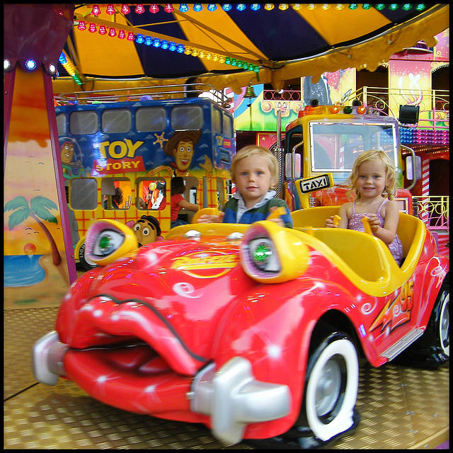 kiddies' roundabout car