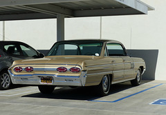 Oldsmobile Ninety Eight (1) - 31 October 2014