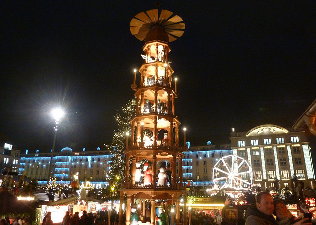 580. Striezelmarkt - Dresden