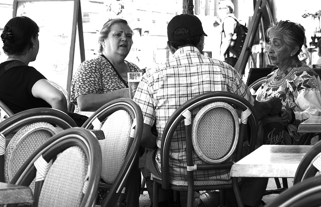 A Hot Lunchtime in Budapest