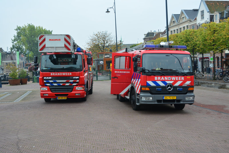 2002 DAF AE75PC & 2001 Mercedes-Benz 976.05 Fire Engine