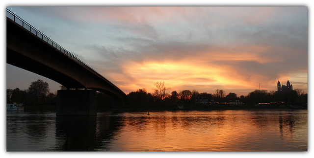 Abendstimmung an der Brücke