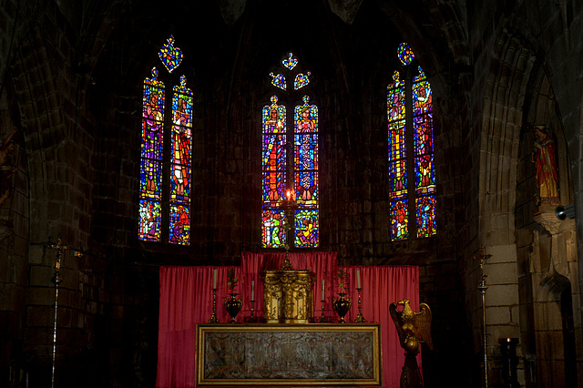 Le choeur de l'église de Villedieu-les-Poêles