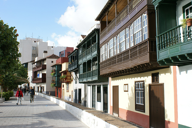 Santa Cruz de La Palma. Auf der Avenida Maritim. ©UdoSm