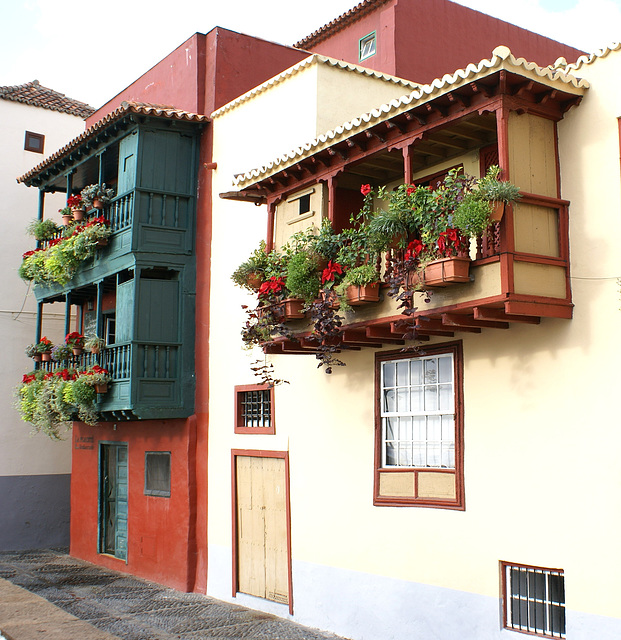 Santa Cruz de La Palma. Auf der Avenida Maritim. ©UdoSm