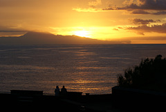 Santa Cruz de La Palma. Sonnenaufgang drüben hinter Teneriffa. ©UdoSm