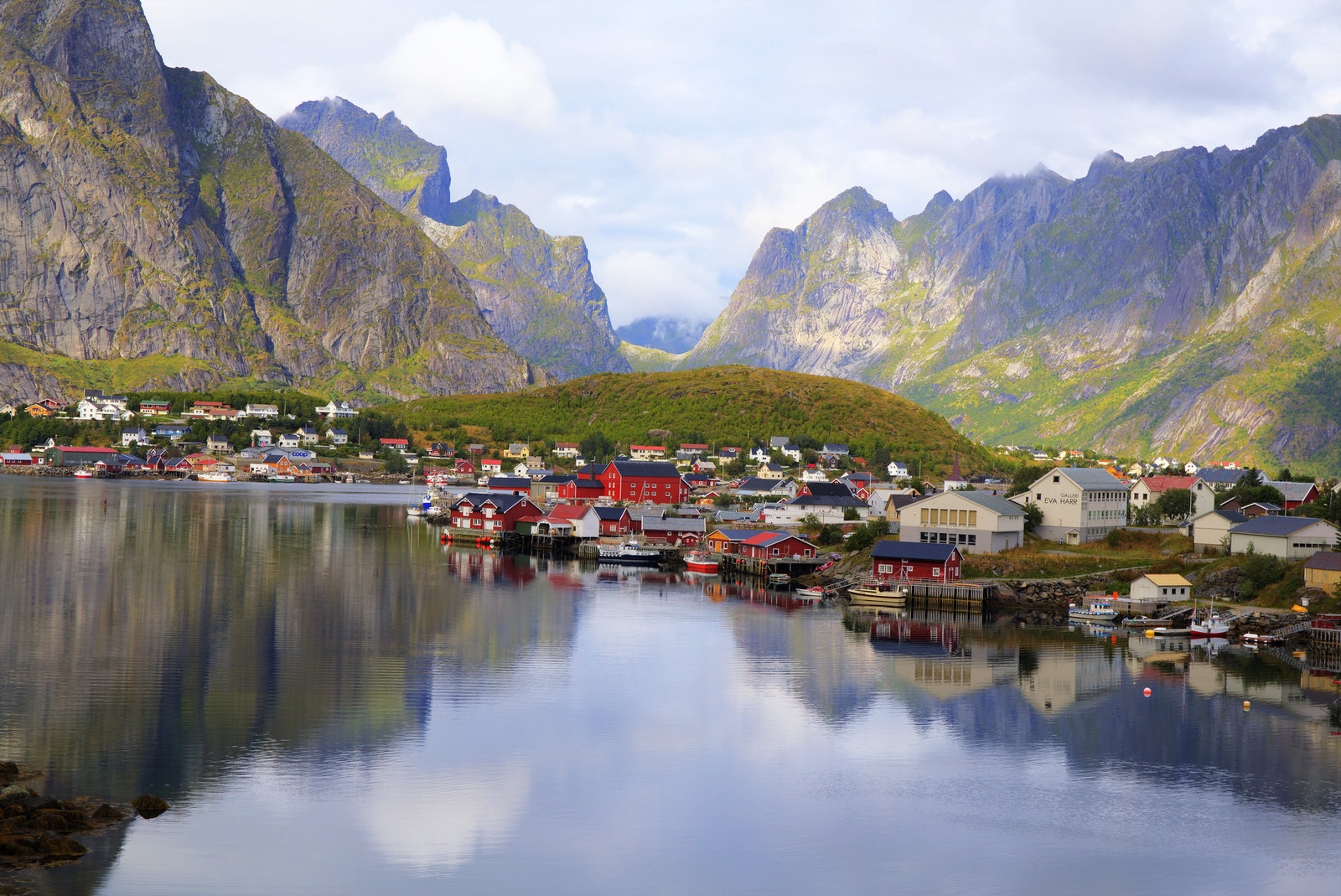 Lofoten. Reine. HDR. 201408