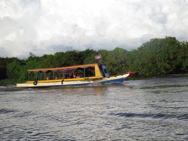 La course entre bateaux de touristes.