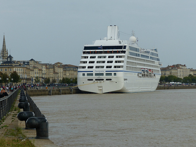 Oceania Insignia at Bordeaux (4) - 28 September 2014