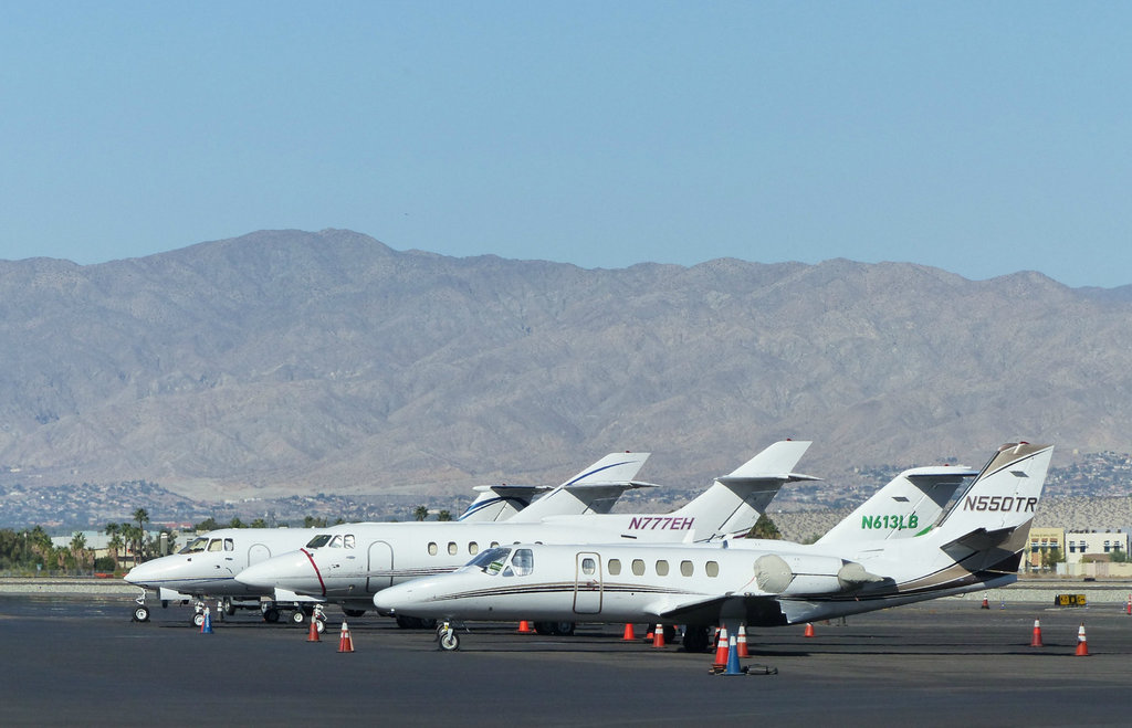 Biz-Jet Cluster at Palm Springs (1) - 28 October 2014