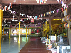 Angkor Vat : temple bouddiste moderne.