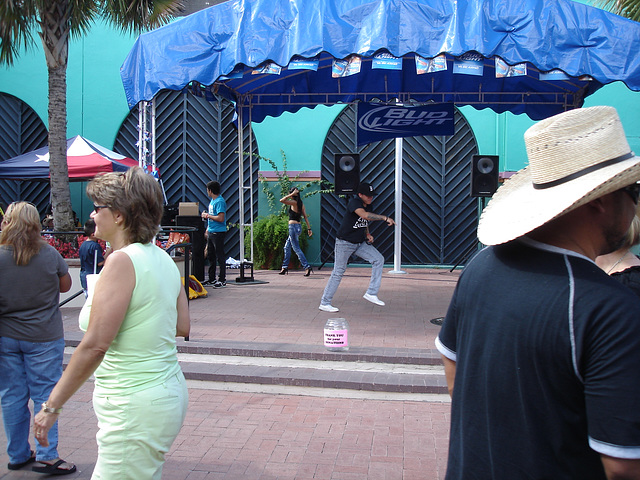 Bud Light Spanish girl in high heels and rap dance performance.