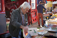 Vendor, Rousillon market