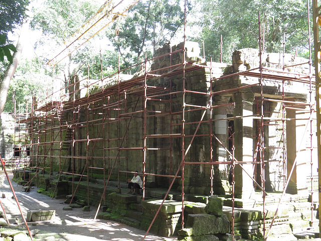 Ta Prohm : la salle des danseuses.