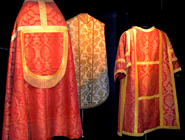 Sé  Sacristie, vêtements liturgiques.