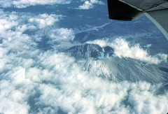 36-st_helens_from_air_adj