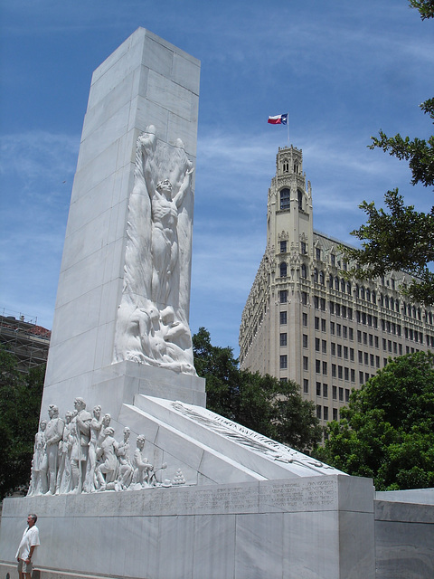 Travis Crockett sculpture