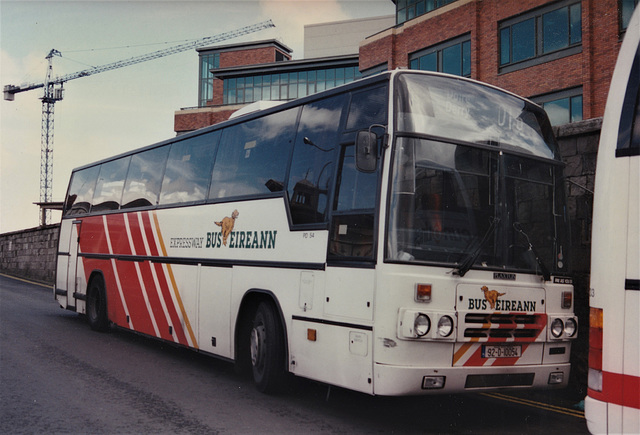 Bus Éireann PD54 (91 D 10054) near Busáras in Dublin - 11 May 1996