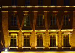 façade, Toulouse, nuit