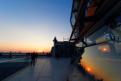 abends bei der Reichstagskuppel Berlin (© Buelipix)