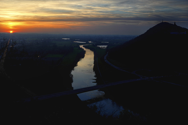 Abends an der Porta Westfalica