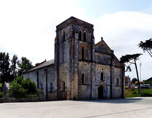 Soulac-sur-Mer - Notre-Dame-de-la-Fin-des-Terres