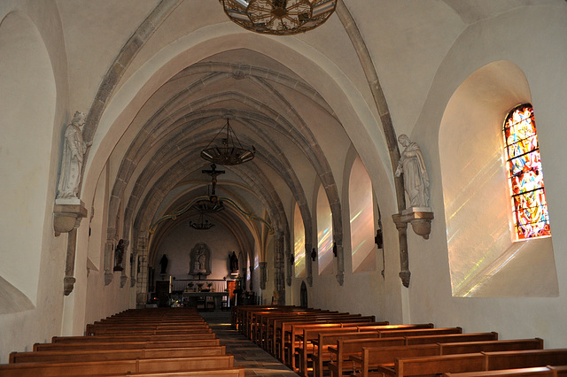 Nef de l'église de Beaumont-Hague