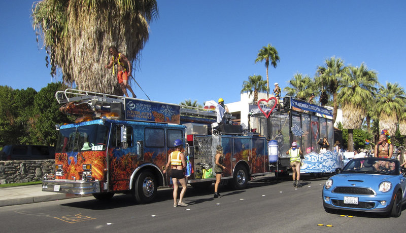 PS Gay Pride Parade Dr Bronner's Magic Foam (5082)