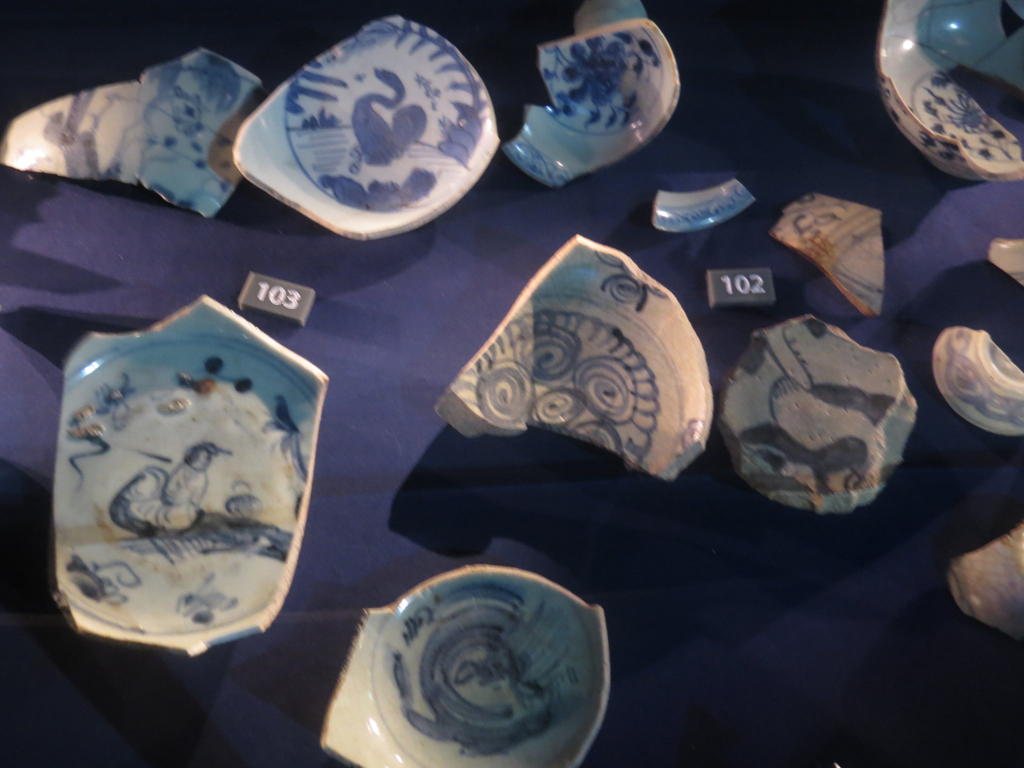 Musée National de Singapour : trouvailles de l'ère précoloniale.