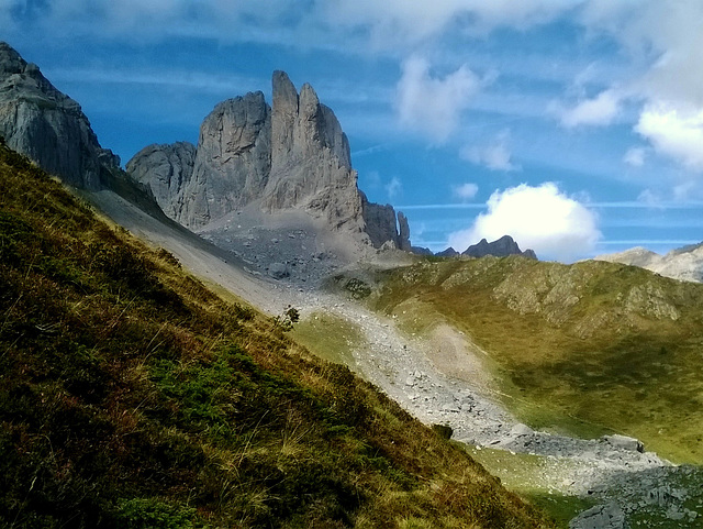 Les aiguilles d'Ansabère .