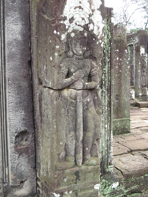 Bayon : première terrasse, gardien de l'entrée.