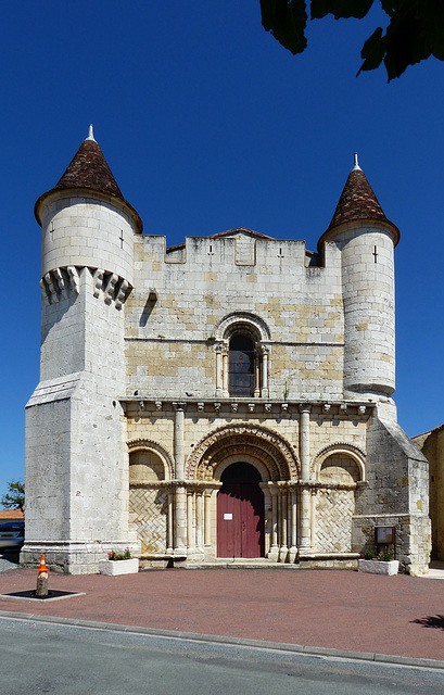 Écoyeux - Saint-Vivien