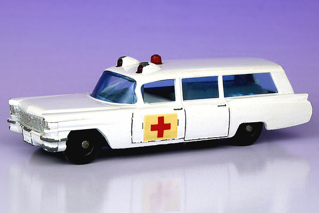 Matchbox 1964 S & S Cadillac Ambulance