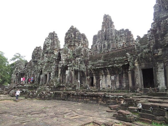 Bayon : deuxième terrasse.