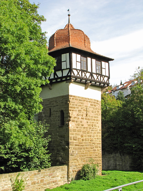 Faustturm an der Klostermauer