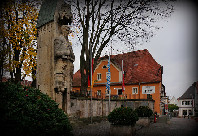 Der Roland von Bad Windsheim - War Memorial "Roland"