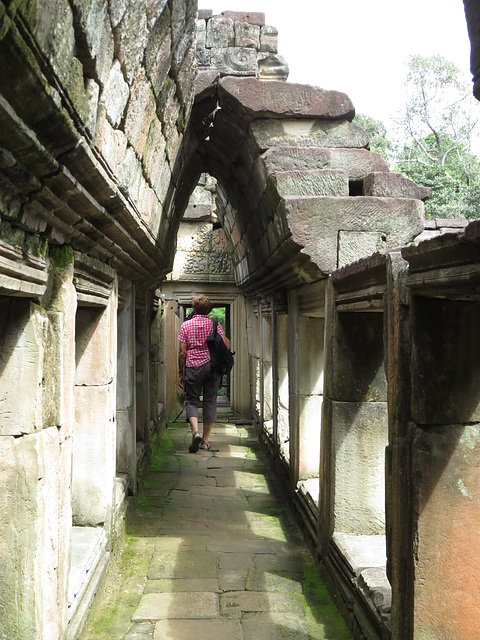 Baphuon : galerie de la 2e terrasse (intérieur).