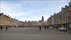 Place des Héros à Arras
