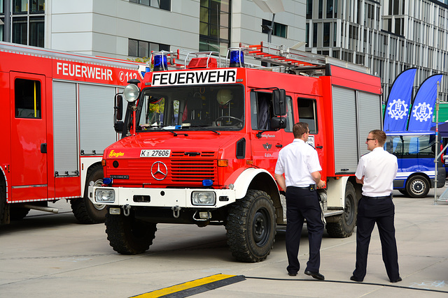 Cologne 2014 – Mercedes-Benz Unimog ﬁre engine