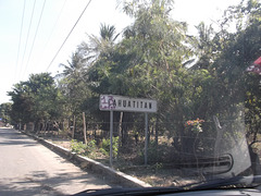 Entering Cahuatitan......