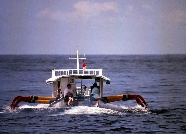 Bali.  Auslegerboot. ©UdoSm