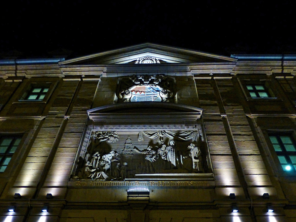 Würzburg: Das Eingangsportal des Juliusspitals - Entrance of the Juliusspital (Julius Hospital)