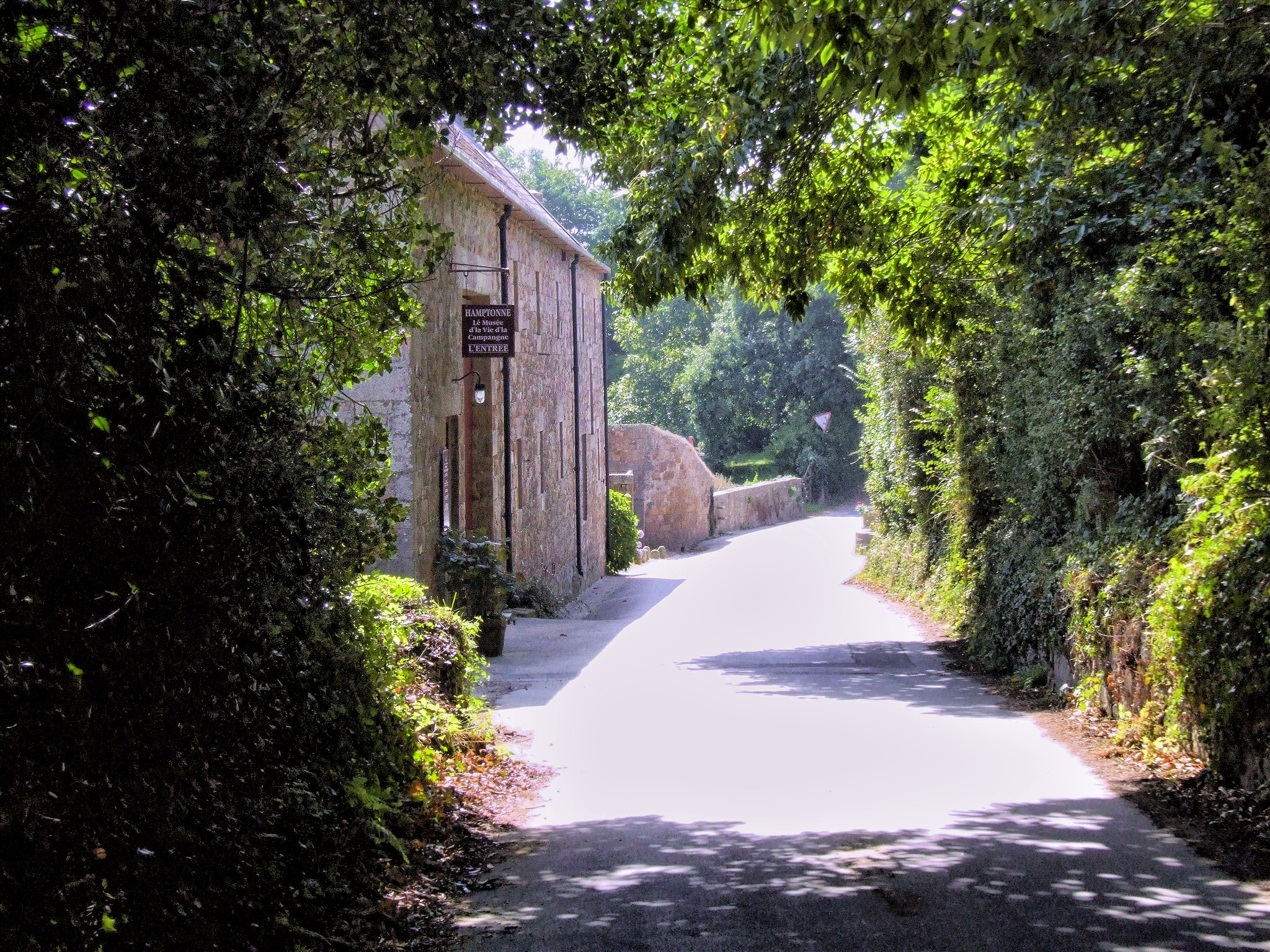 Hamptonne - Rue De La Patente